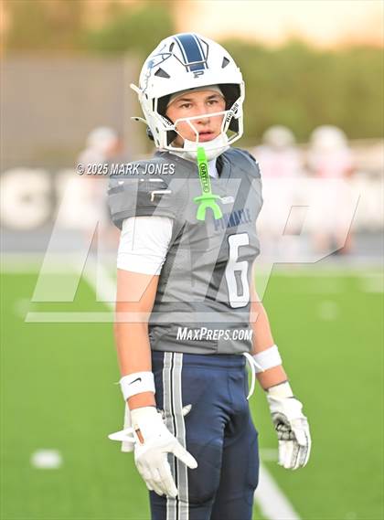 Thumbnail 1 in JV: Pinnacle vs. Corona del Sol photogallery.