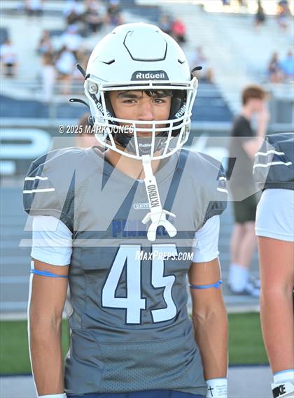 Thumbnail 1 in JV: Pinnacle vs. Corona del Sol photogallery.