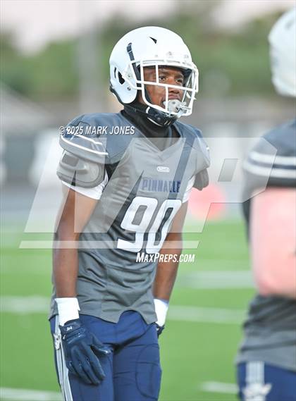 Thumbnail 2 in JV: Pinnacle vs. Corona del Sol photogallery.