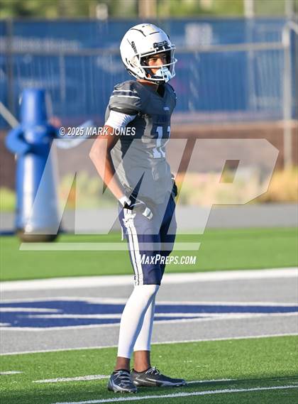 Thumbnail 1 in JV: Pinnacle vs. Corona del Sol photogallery.