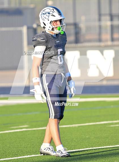 Thumbnail 2 in JV: Pinnacle vs. Corona del Sol photogallery.