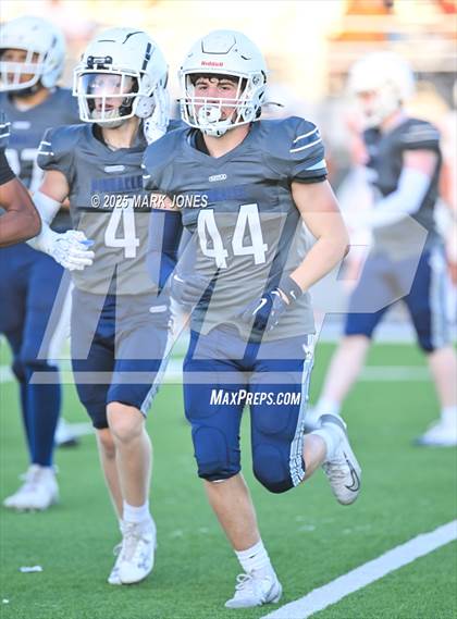 Thumbnail 1 in JV: Pinnacle vs. Corona del Sol photogallery.