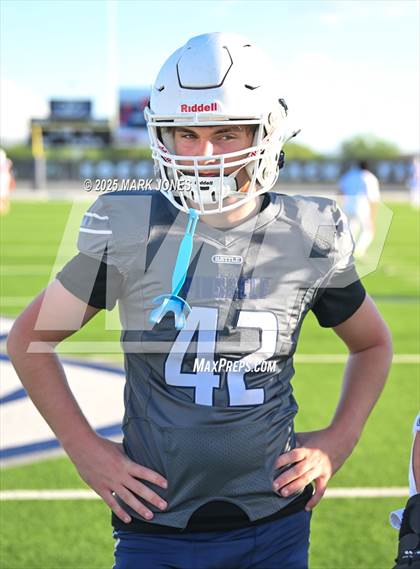 Thumbnail 3 in JV: Pinnacle vs. Corona del Sol photogallery.