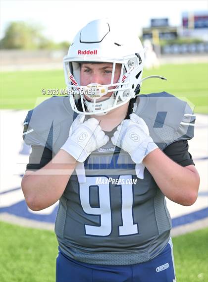 Thumbnail 1 in JV: Pinnacle vs. Corona del Sol photogallery.