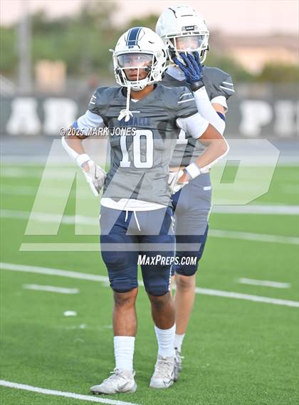 Thumbnail 2 in JV: Pinnacle vs. Corona del Sol photogallery.