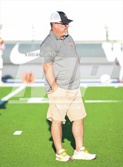 Thumbnail 2 in JV: Pinnacle vs. Corona del Sol photogallery.