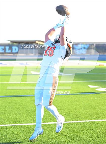 Thumbnail 3 in JV: Pinnacle vs. Corona del Sol photogallery.