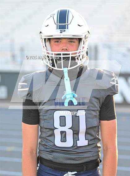 Thumbnail 2 in JV: Pinnacle vs. Corona del Sol photogallery.