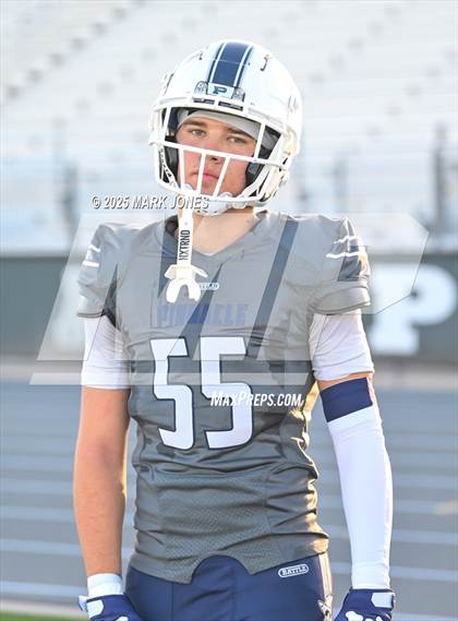 Thumbnail 1 in JV: Pinnacle vs. Corona del Sol photogallery.