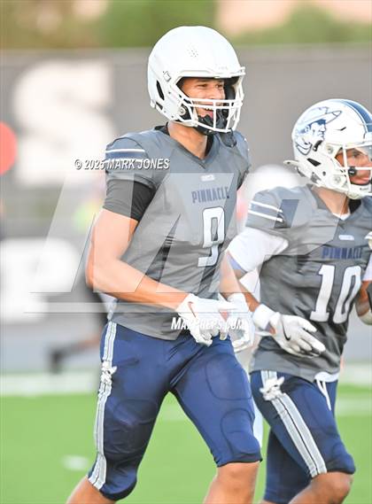 Thumbnail 2 in JV: Pinnacle vs. Corona del Sol photogallery.