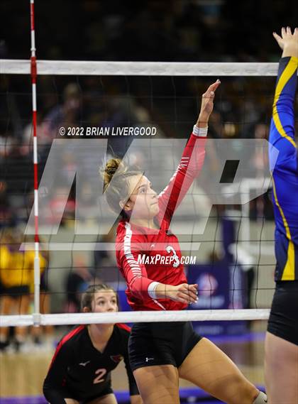 Thumbnail 2 in McClave vs. Simla (CHSAA 1A State Championships Quarterfinal) photogallery.