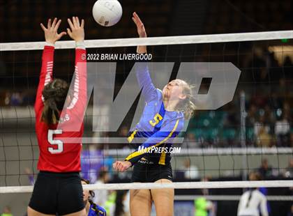 Thumbnail 1 in McClave vs. Simla (CHSAA 1A State Championships Quarterfinal) photogallery.