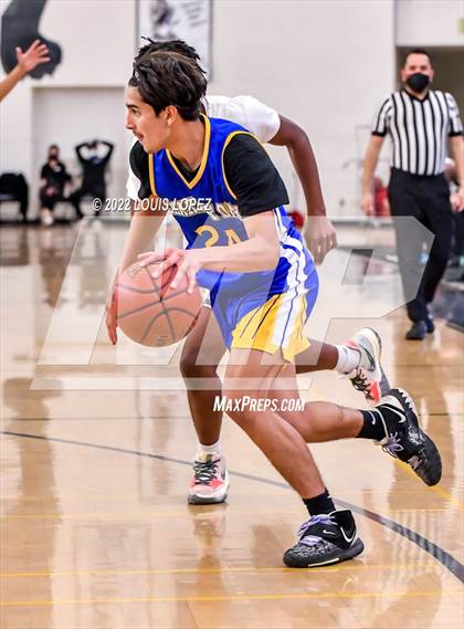 Thumbnail 3 in Charter Oak @ Diamond Ranch photogallery.