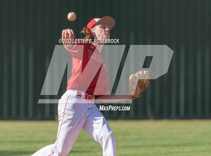 Thumbnail 3 in Taft @ Warren photogallery.