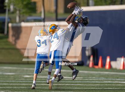 Thumbnail 2 in Loyola Blakefield @ Georgetown Prep photogallery.