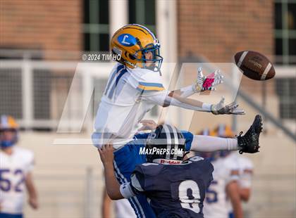 Thumbnail 2 in Loyola Blakefield @ Georgetown Prep photogallery.