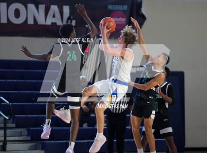 Thumbnail 3 in Divine Savior vs Martin County (Miami Holiday Invitational) photogallery.