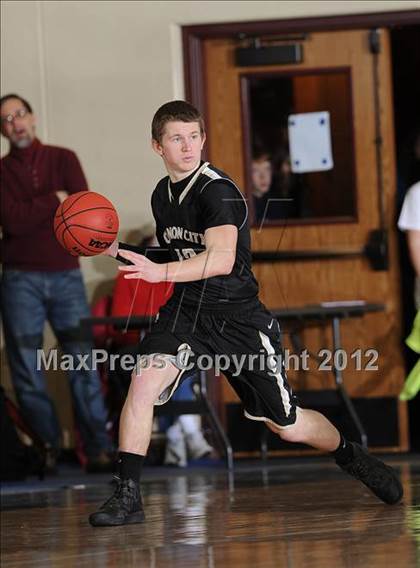 Thumbnail 2 in Canon City @ Valor Christian (CHSAA 4A Second Round) photogallery.