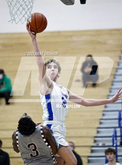 Thumbnail 3 in Lawrence Central @ Hamilton Southeastern photogallery.