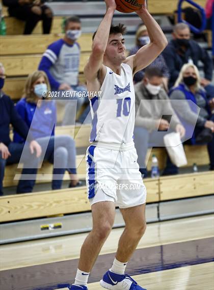 Thumbnail 2 in Lawrence Central @ Hamilton Southeastern photogallery.