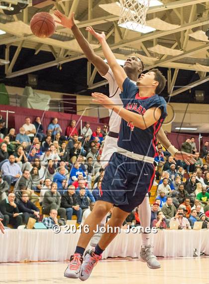 Thumbnail 1 in Findlay Prep vs. St. Benedict's Prep (Spalding Hoophall Classic) photogallery.