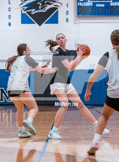 Thumbnail 3 in Amherst Central @ Frontier photogallery.