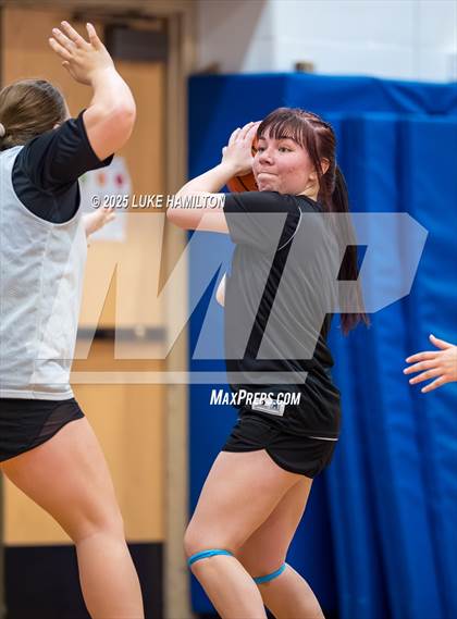 Thumbnail 1 in Amherst Central @ Frontier photogallery.