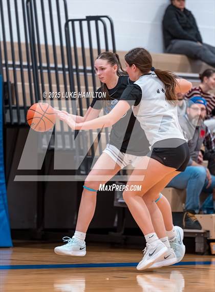 Thumbnail 3 in Amherst Central @ Frontier photogallery.