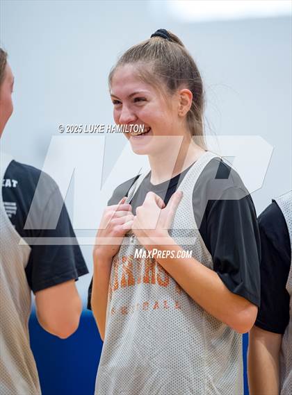 Thumbnail 1 in Amherst Central @ Frontier photogallery.