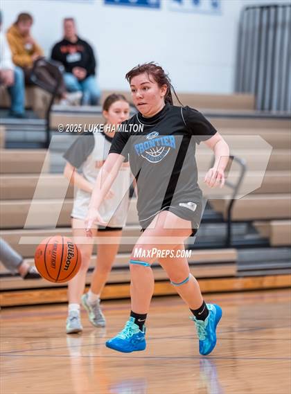 Thumbnail 1 in Amherst Central @ Frontier photogallery.