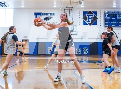 Thumbnail 1 in Amherst Central @ Frontier photogallery.