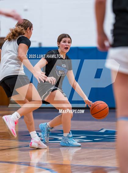 Thumbnail 3 in Amherst Central @ Frontier photogallery.