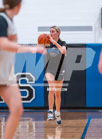 Thumbnail 2 in Amherst Central @ Frontier photogallery.