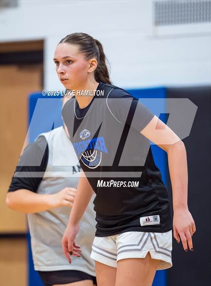 Thumbnail 1 in Amherst Central @ Frontier photogallery.