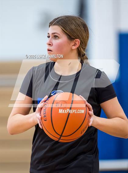 Thumbnail 1 in Amherst Central @ Frontier photogallery.