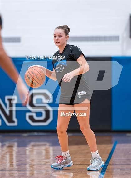 Thumbnail 1 in Amherst Central @ Frontier photogallery.