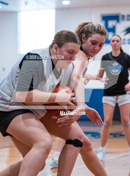 Thumbnail 2 in Amherst Central @ Frontier photogallery.