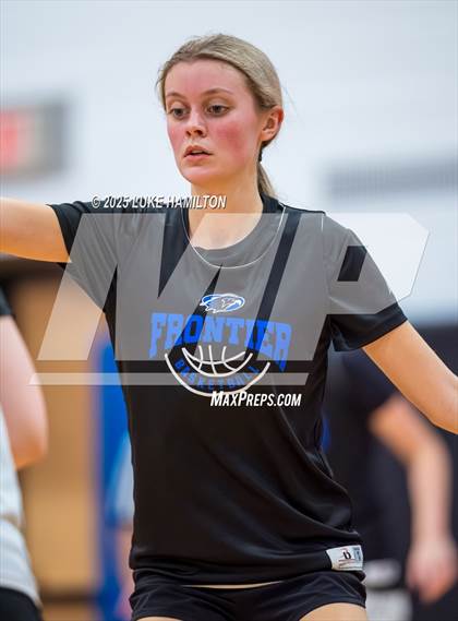 Thumbnail 1 in Amherst Central @ Frontier photogallery.