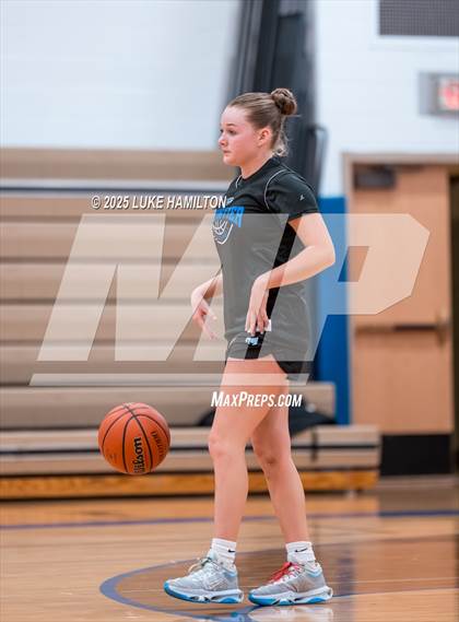 Thumbnail 3 in Amherst Central @ Frontier photogallery.