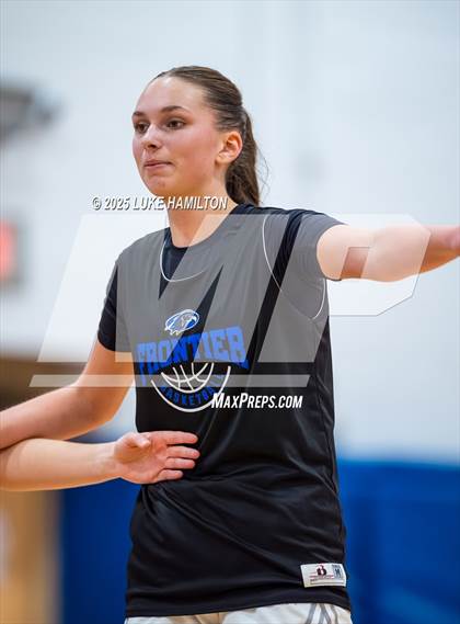 Thumbnail 2 in Amherst Central @ Frontier photogallery.