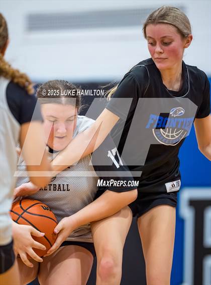 Thumbnail 1 in Amherst Central @ Frontier photogallery.