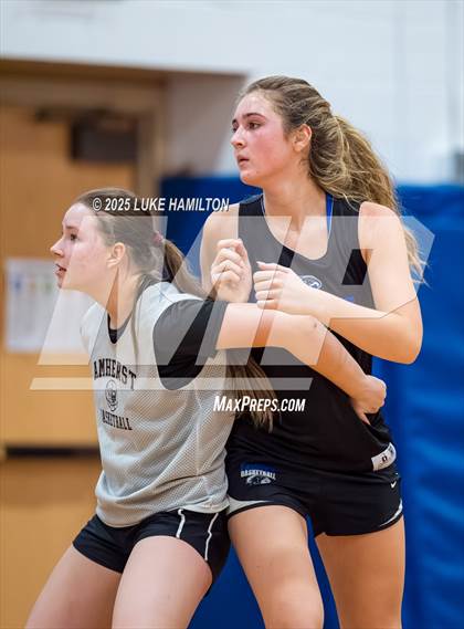 Thumbnail 3 in Amherst Central @ Frontier photogallery.