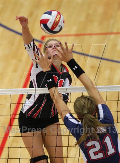 Thumbnail 3 in Lovejoy @ Allen photogallery.