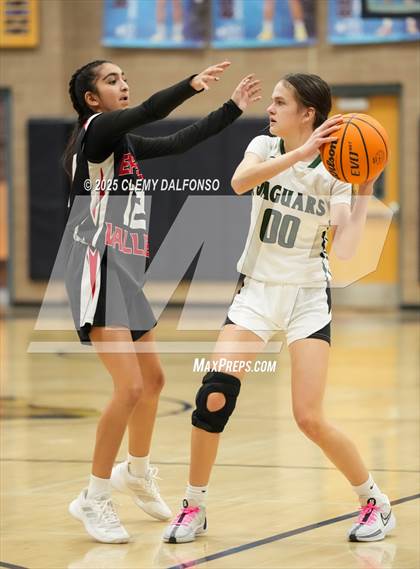 Thumbnail 3 in Eagle Valley vs D'Evelyn (Dakota Ridge High School) photogallery.