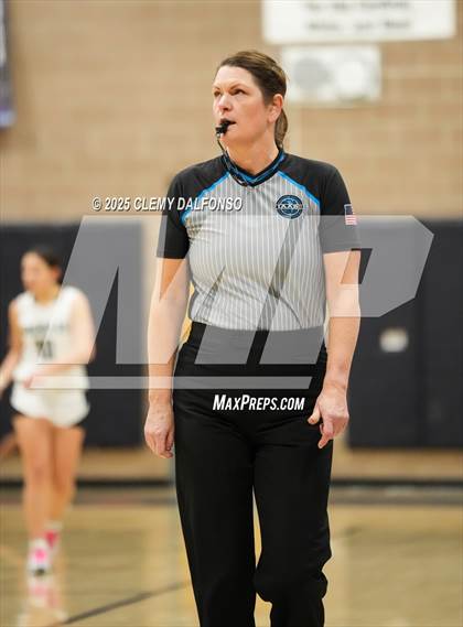 Thumbnail 2 in Eagle Valley vs D'Evelyn (Dakota Ridge High School) photogallery.