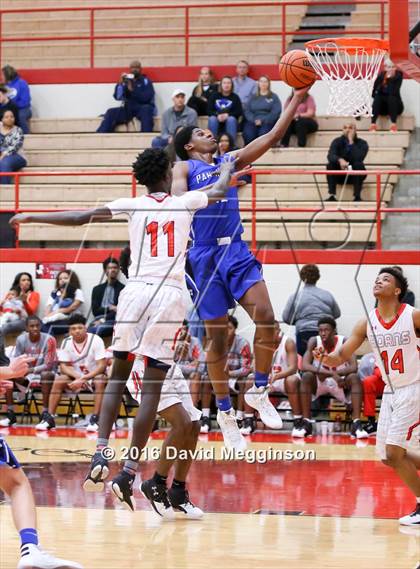 Thumbnail 1 in Midlothian @ Cedar Hill photogallery.