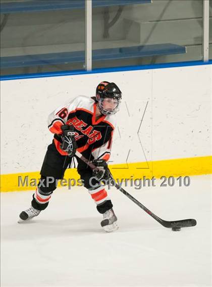 Thumbnail 3 in White Bear Lake vs Hill-Murray (Section 4AA Semifinal) photogallery.