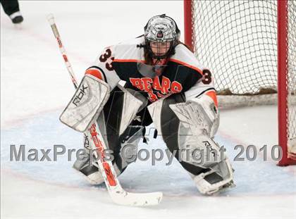 Thumbnail 2 in White Bear Lake vs Hill-Murray (Section 4AA Semifinal) photogallery.