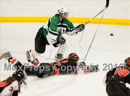 Thumbnail 1 in White Bear Lake vs Hill-Murray (Section 4AA Semifinal) photogallery.