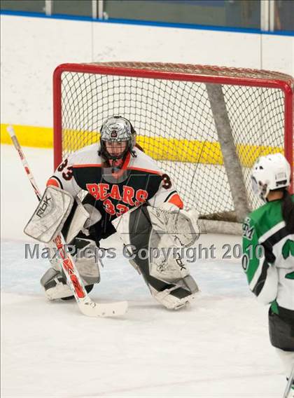 Thumbnail 2 in White Bear Lake vs Hill-Murray (Section 4AA Semifinal) photogallery.